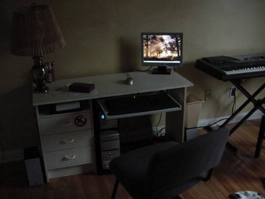 [Computer Desk 11]