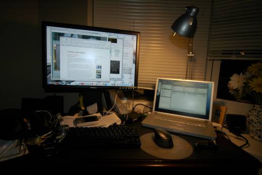 [Computer Desk 10]