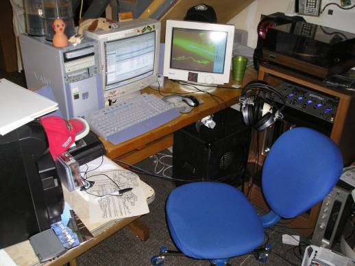[Computer Desk 4]